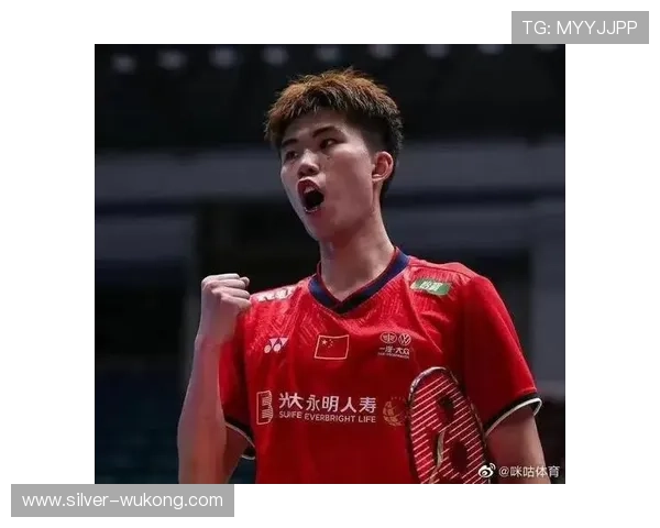 翁泓阳训练室的饮料居然比我家冰箱还豪横？这差距我真的服！